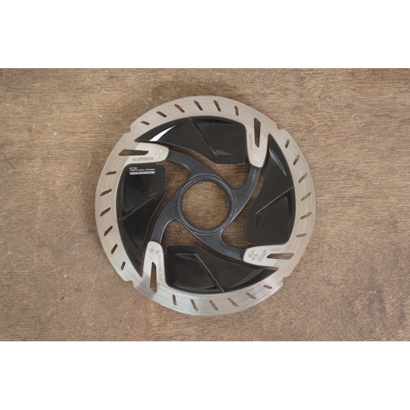 (1) 160mm Shimano Dura-Ace SM-RT900-S Center Lock Disc Brake Rotor