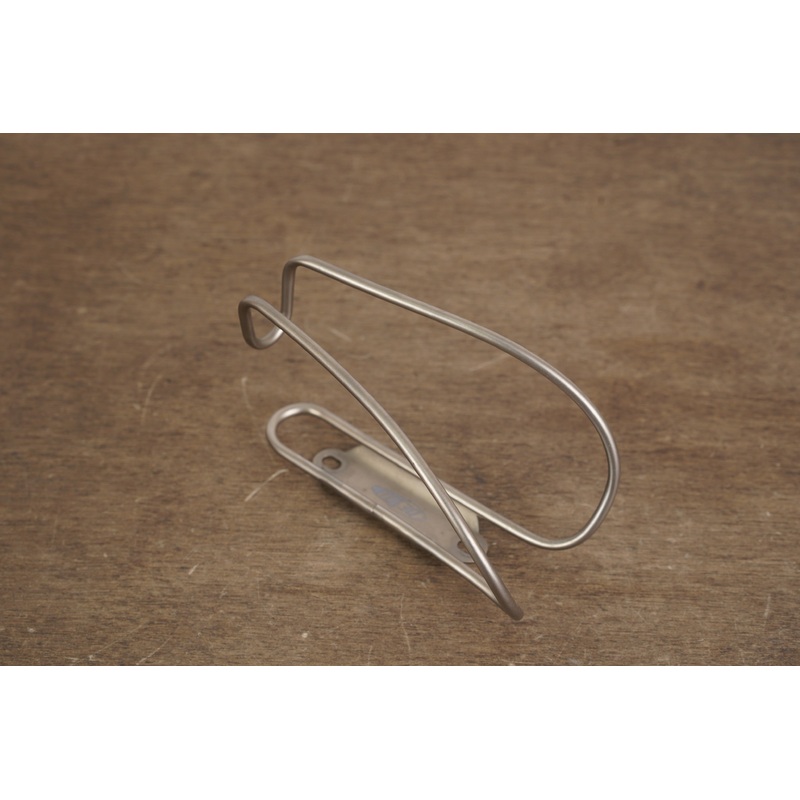 (1) Delta Alloy Water Bottle Cage 45g