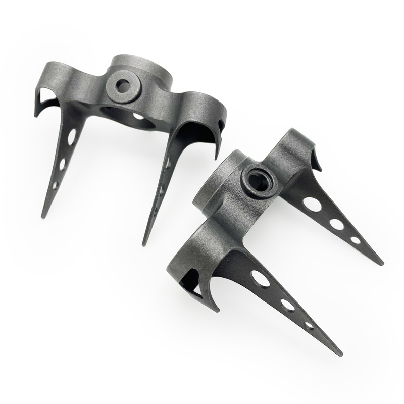 1″ Fork crown – 42mm inside width – flat with long inner tangs